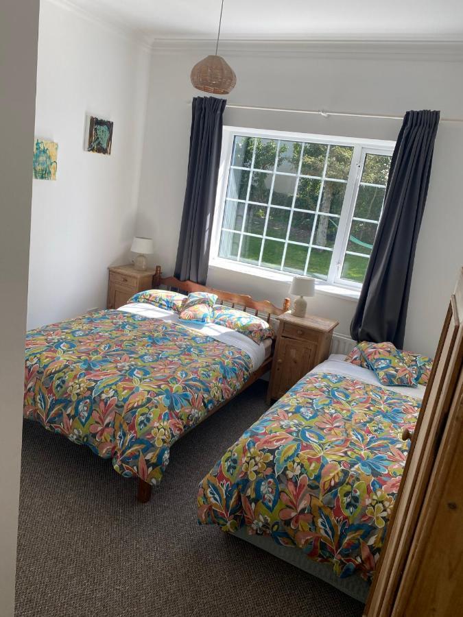 Quay Lodge Westport Bagian luar foto